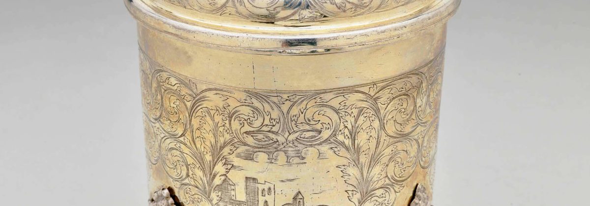 Beaker with cover, silver gilt 17th century