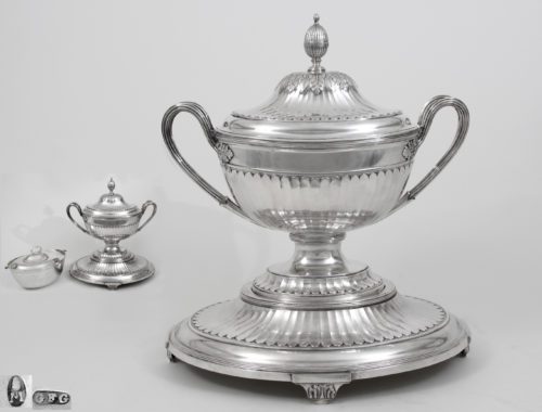 Silver tureen, stand, liner